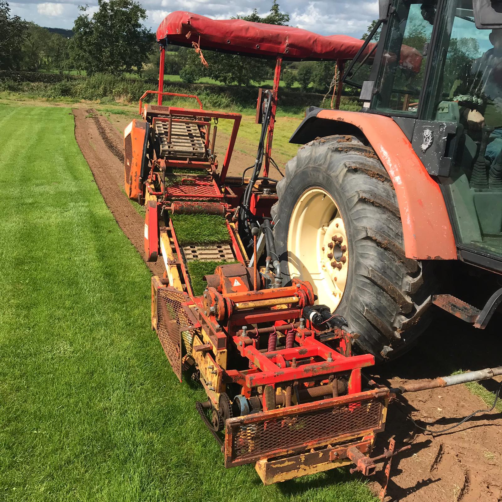 Hallmarket 2010 Turf Harvester Turf machinery for sale