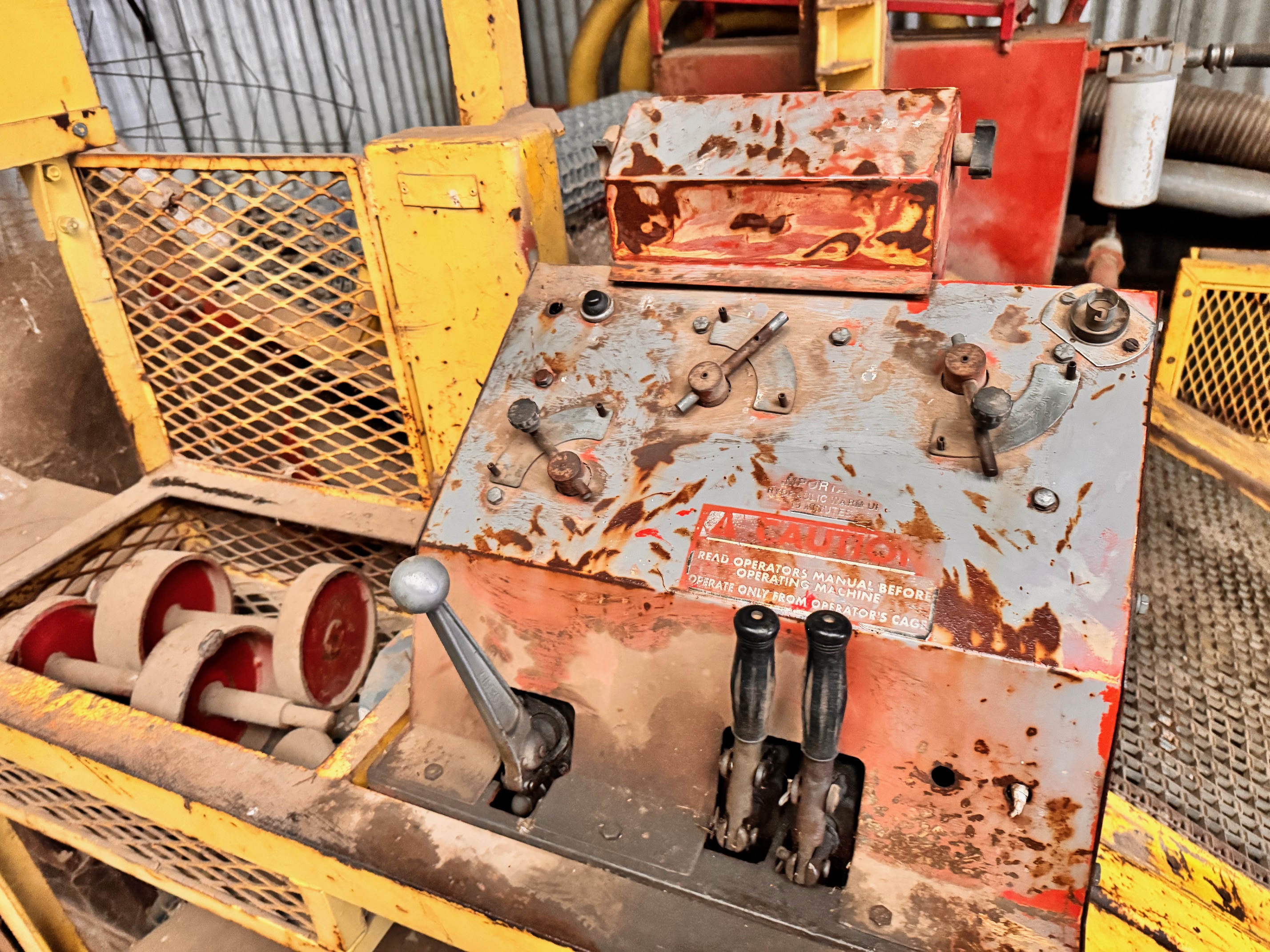 Magnum BR42 big roll turf harvester for sale Magnum BR42 big roll turf harvester for sale